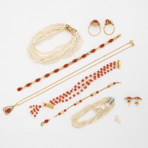 Image for Lot Yellow Gold, Coral, Pearl and Diamond Suite