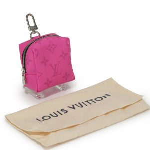 Image for Lot Louis Vuitton Taigarama Square Pouch Charm