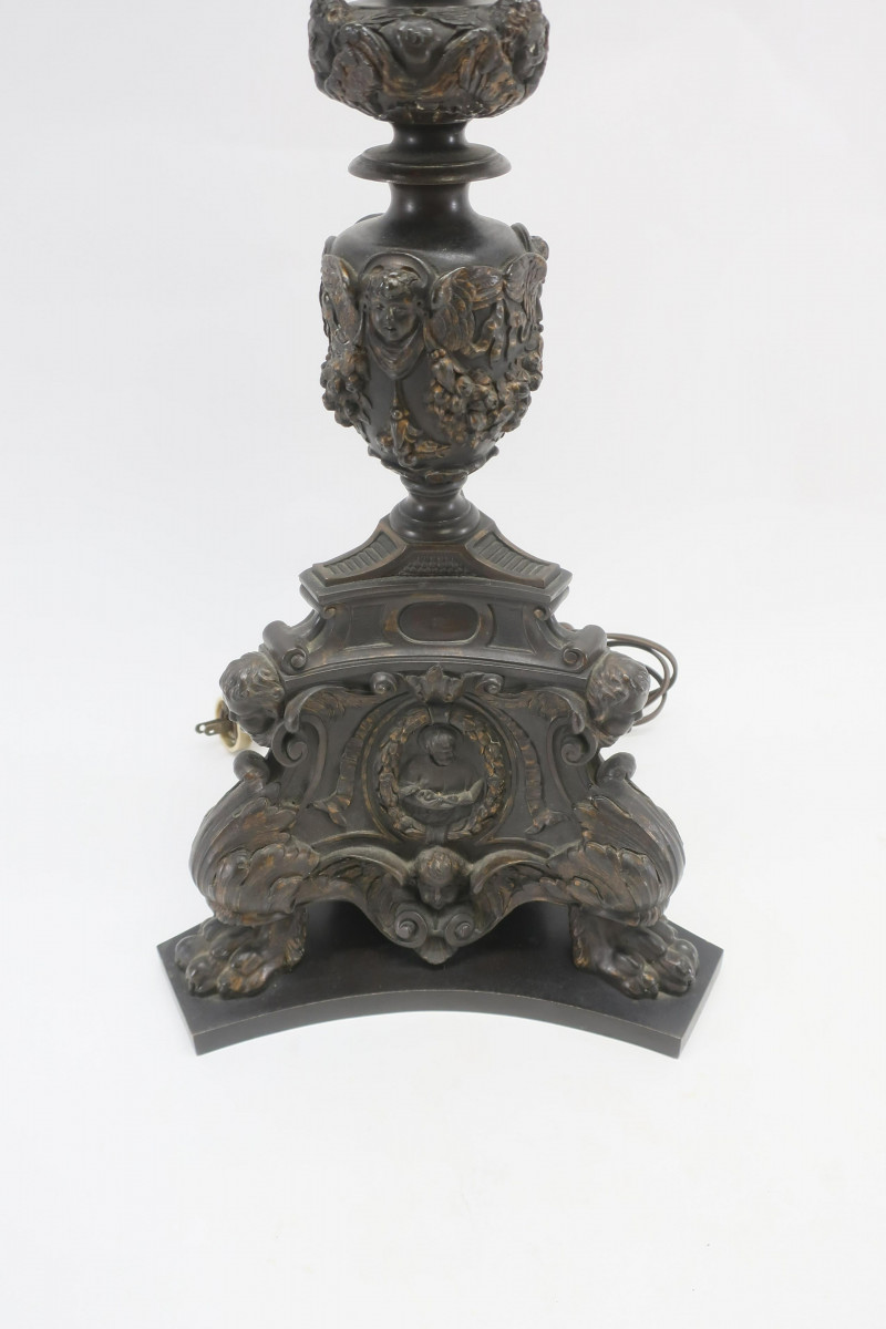 3-Light Ornate Symbolized Motif Table Lamp