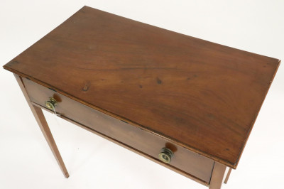 Federal Mahogany Side Table, Early 19th C.