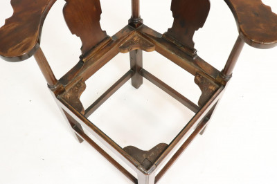 George III Mahogany Corner Chair, Late 18th C.