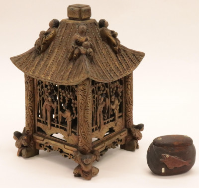 Image for Lot Carved Wood Pavilion and Tobacco Pouch