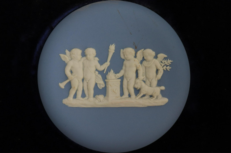 4 Wedgwood Cameos/Plaques