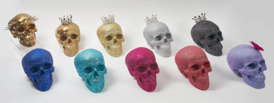 Unknown Artist - Group, ten (10) skulls