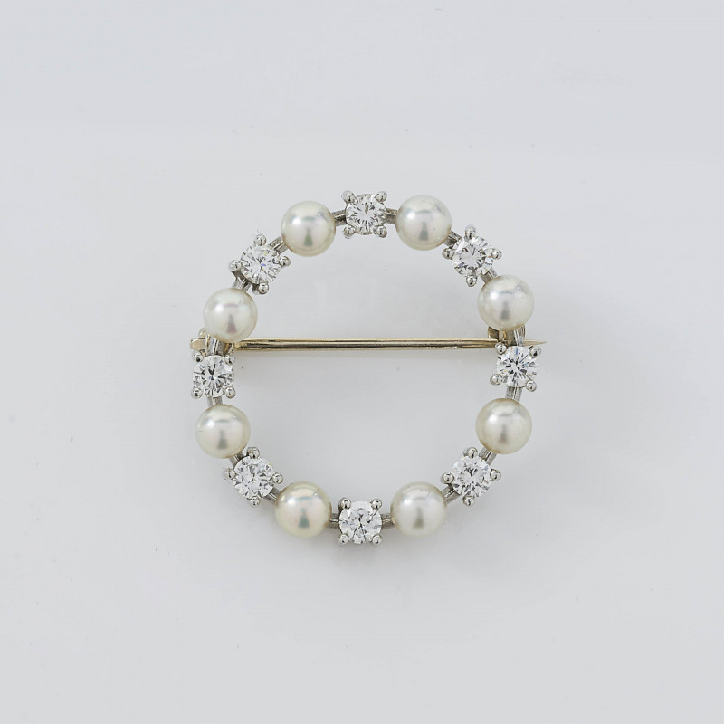 Diamond &amp; Pearl Open Circle Brooch