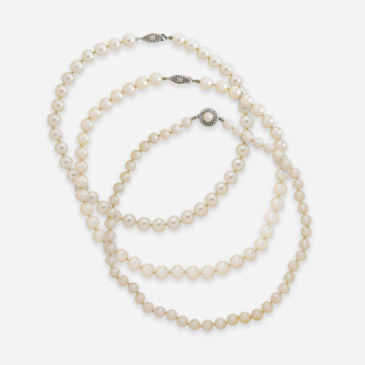 Image for Lot Three Pearl Necklaces