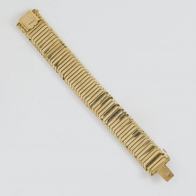 Art Deco 18k Gold Integral Link Bracelet