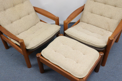 Domino Mobler Danish Modern Chairs with ottoman
