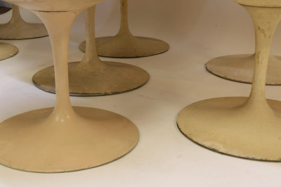 13 Eero Saarinen for Knoll Fiberglass Swivel Chair