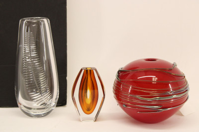 Image for Lot 3 Art Glass Vases - Schildt, Kosta, Palmquist