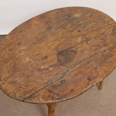 Antique American Pine &amp; Maple Oval Tavern Table