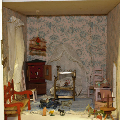 '1752' Replica Dollhouse, early 20th C.