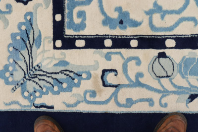 Chinese Blue &amp; White Carpet, 9 x 12