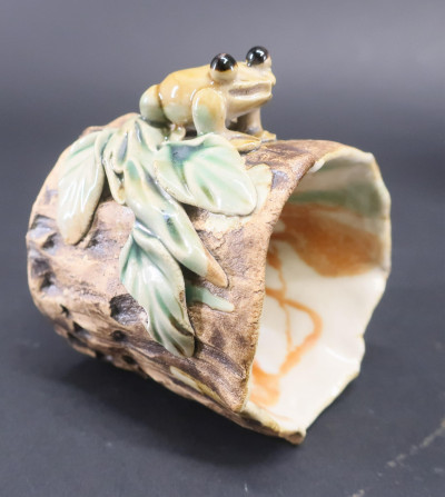 6 Frog/Rat Theme Majolica &amp; Ceramic Vessels