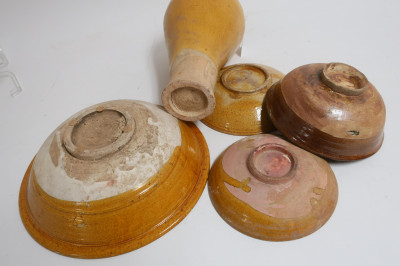 Liao Dynasty Amber Glazed Funerary Vase &amp; Bowls