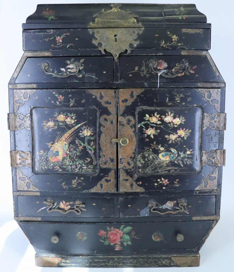 Japoniserie Table Cabinet