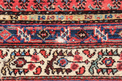 2 Persian Rugs 4'10' x 9'8' and 4'3' x 6'1'