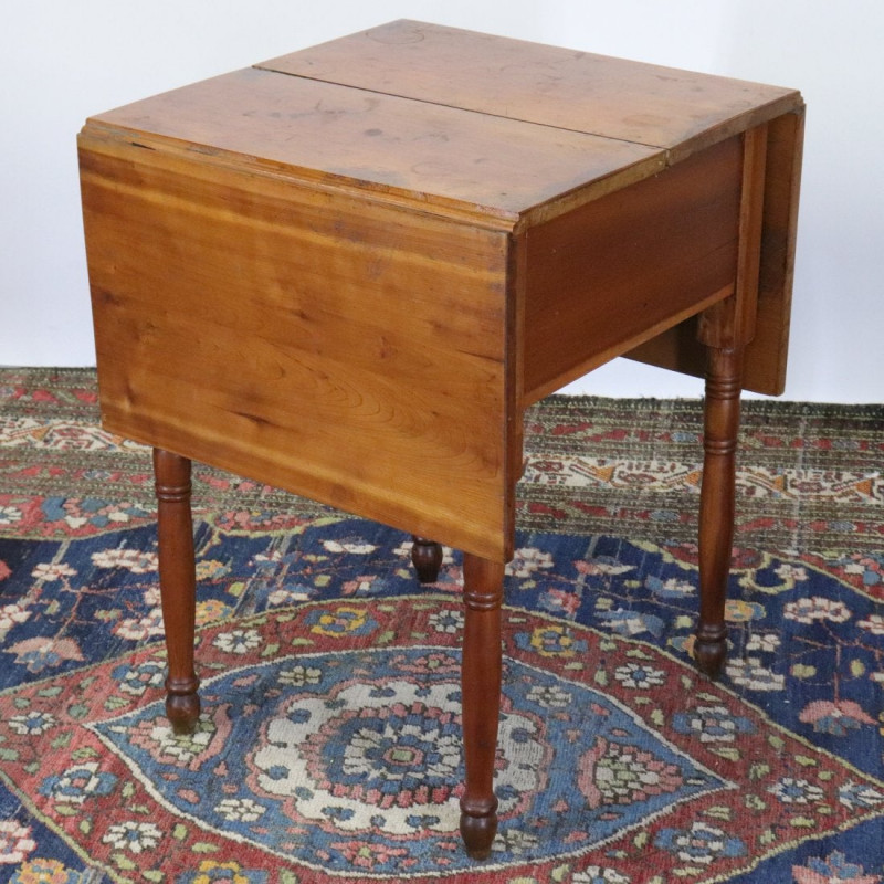 American Classical Cherry Dropleaf Side Table