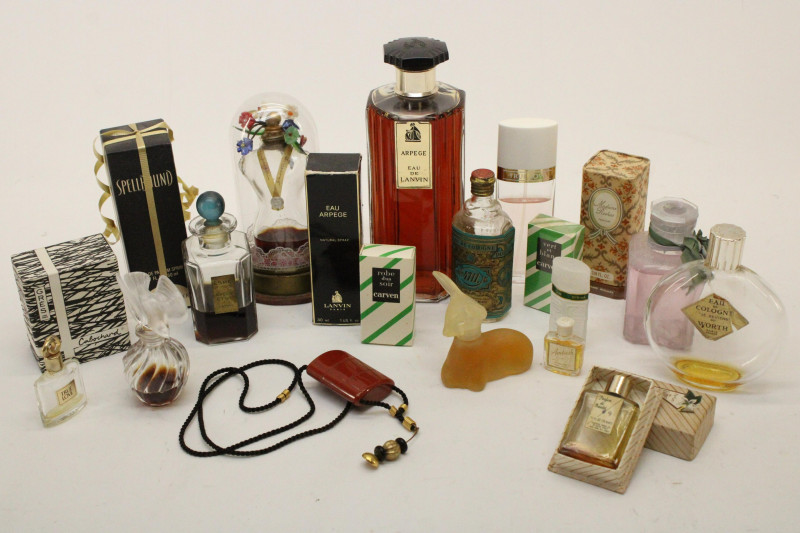 20 Perfume Bottles, Schiaparelli, Arpege, Lalique
