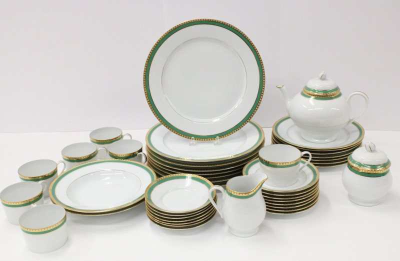 Tiffany/Limoges Dinner Svc., Green Band