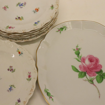12 Meissen Porcelain Plates &amp; Smalls