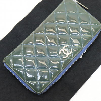 Chanel Brilliant Zip Wallet