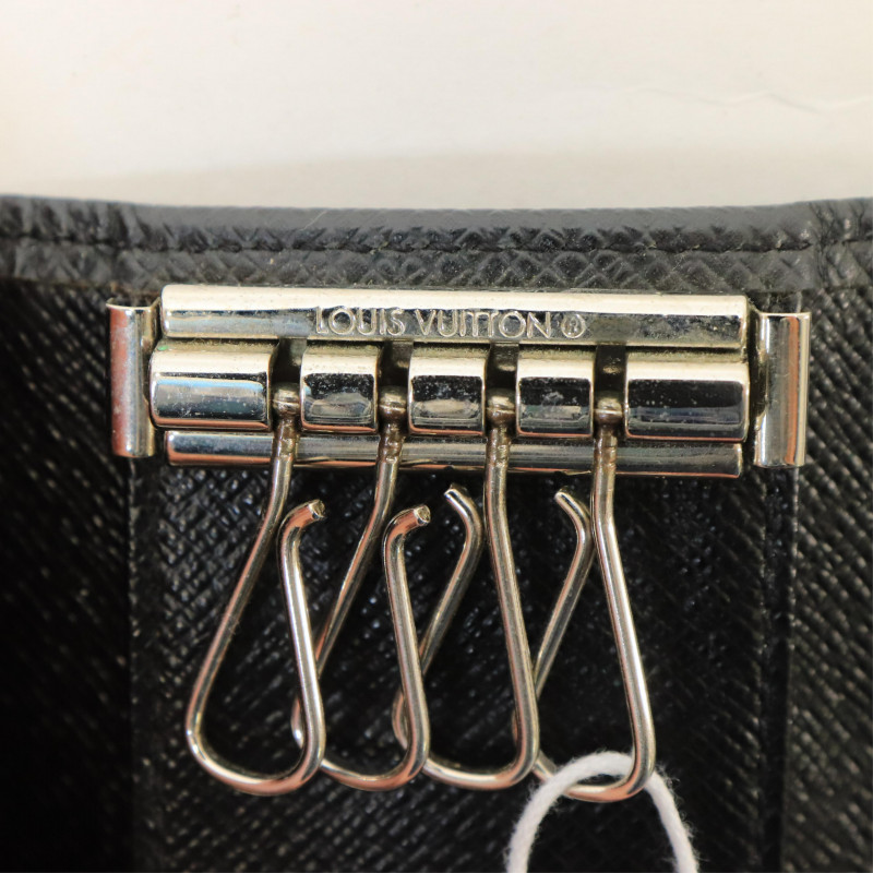 Louis Vuitton 4 Key Holder Taiga Leather