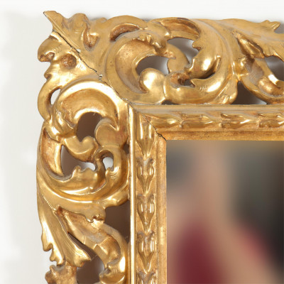 Italian Carved Giltwood Mirror Rococo style