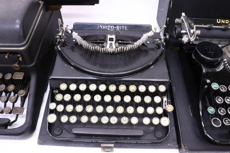 3 Typewriters; Royal Underwood Porto