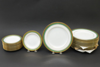 Spode Copeland's China Porcelain Dinner Service