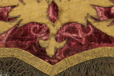 Renaissance Metal Embroidered Velvet Valances