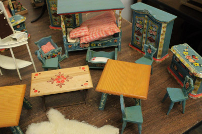 Collection of Doll House Furniture Decorations