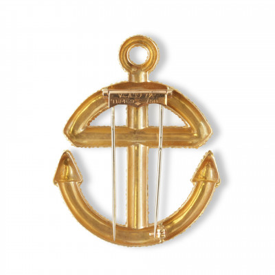 Van Cleef Arpels 18k Gold Anchor Pin