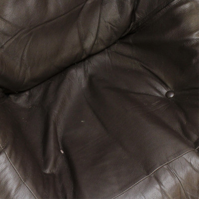 IMG of Norway LUNA Hawk Leather Chair Ottoman