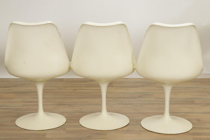 3 Eero Saarinen for Knoll Tulip Chairs 1985