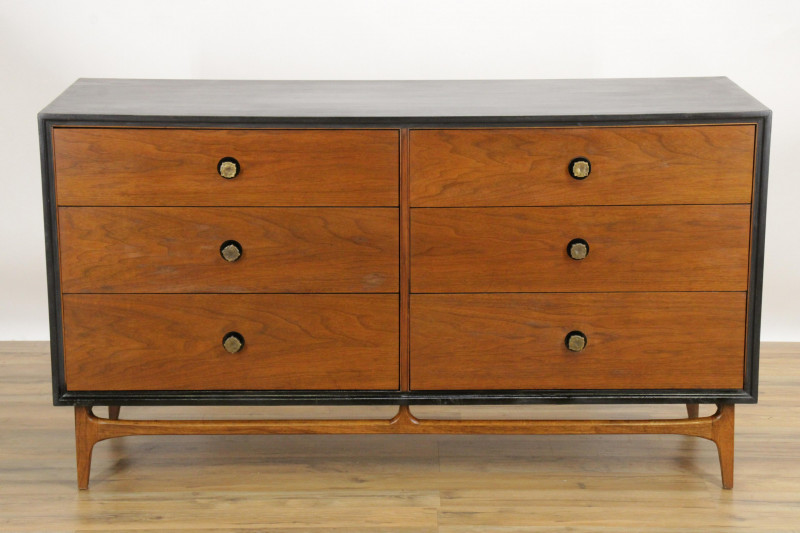 Mid Century Modern 6 Drawer Dresser by Thomasville