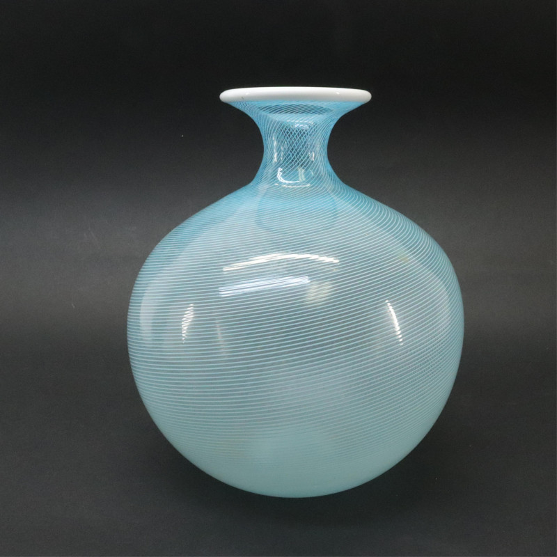 4 Art Glass Modern Vases; Vitro Orient Flume