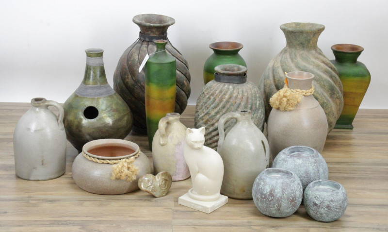 Residential Decoration: 20C Contemporary Pottery