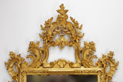Louis XV Style Giltwood Shell Carved Mirror 20th