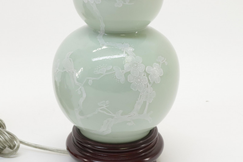 French Style Bronze Chinese Porcelain Lamp