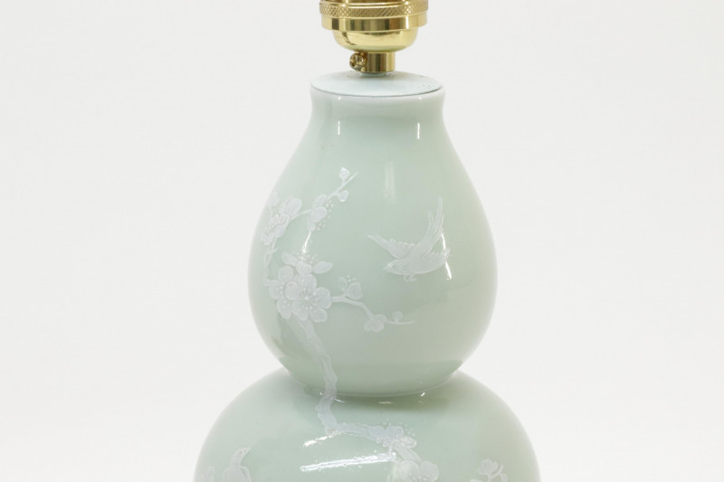 French Style Bronze Chinese Porcelain Lamp