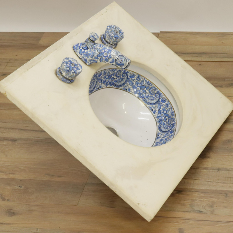 Decorative Blue White Porcelain Sink Faucet
