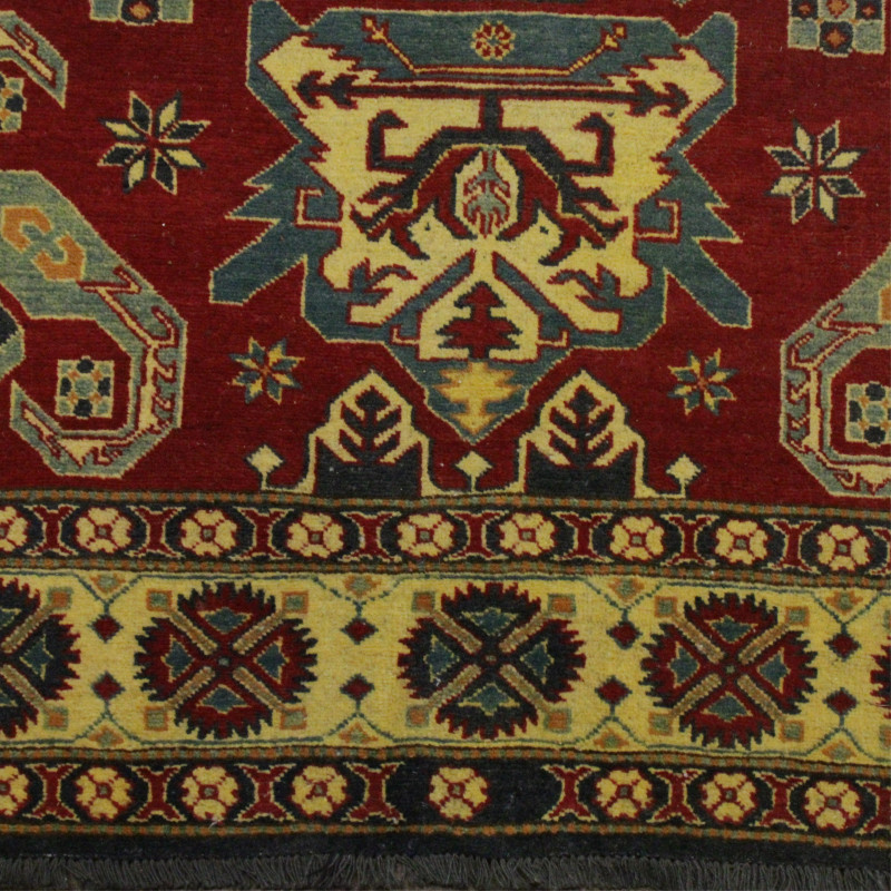 Kazak Style Wool Rug 5 x 8