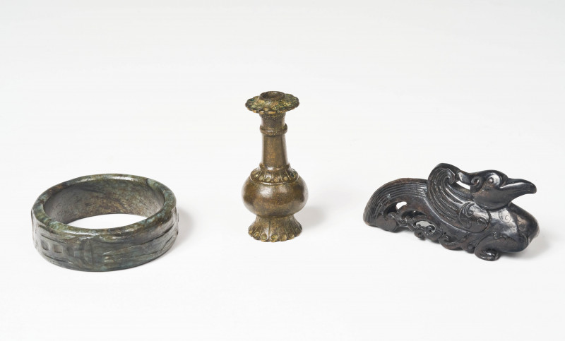 Group of Jade Bangle, Jade Bird, and Small Bronze Vase, 19th/20th Century