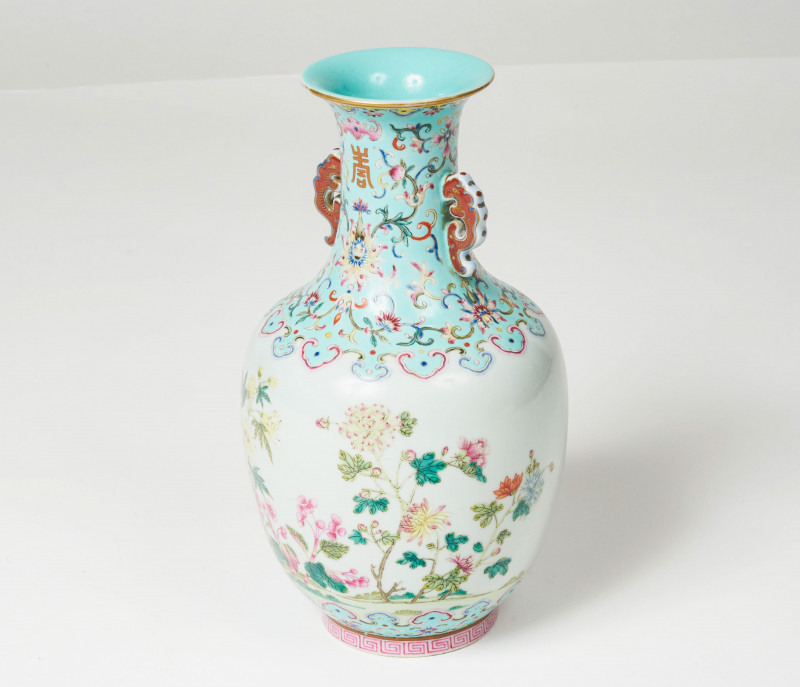 A Daoguang Vase 19th Century