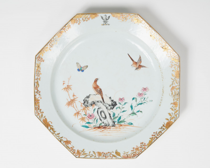 A Chinese Export Hand-painted Dish 19th Century