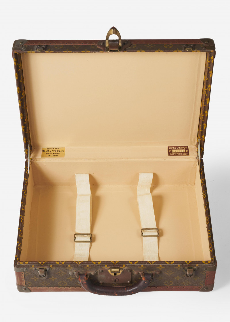 Louis Vuitton - monogrammed antique small 'Bisten' case