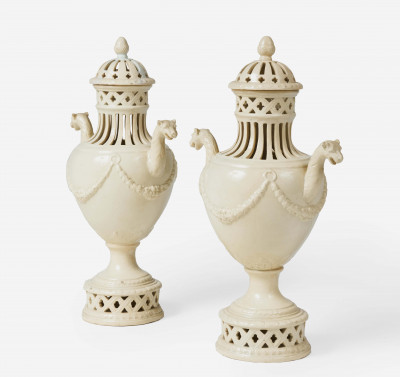 Image for Lot Antique Ceramic - pair of 'brûle parfum' reticulated urns