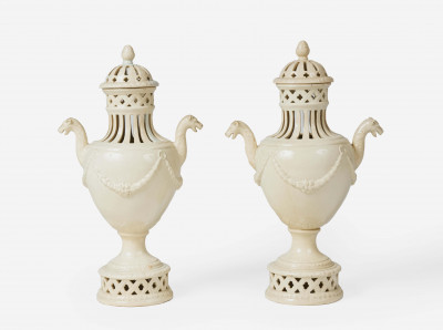Antique Ceramic - pair of 'brûle parfum' reticulated urns