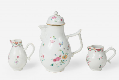 Image for Lot Chinese Export - Coffee Pot and Creamers
